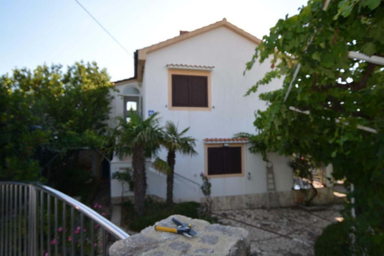 Ksenija Apartamento Kornić Exterior foto