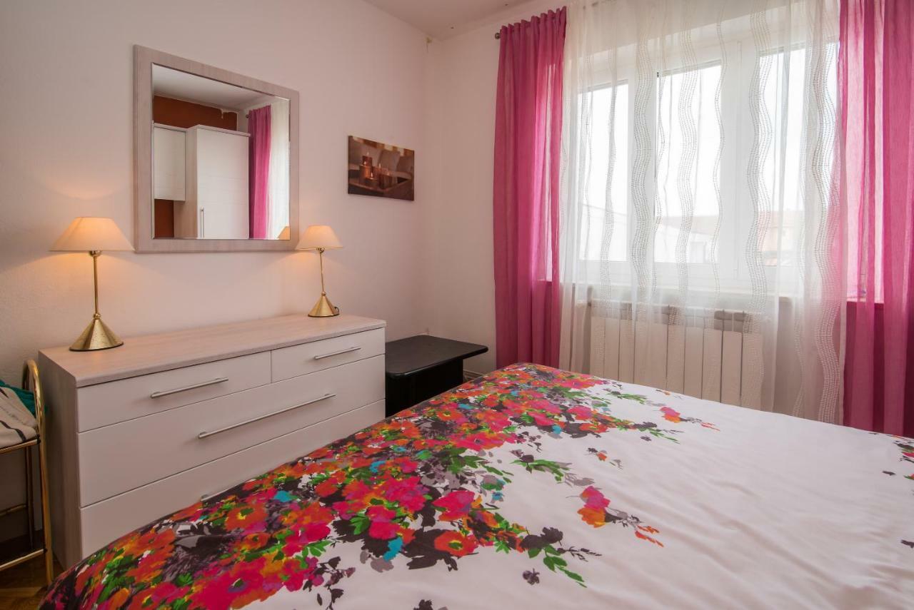 Ksenija Apartamento Kornić Exterior foto