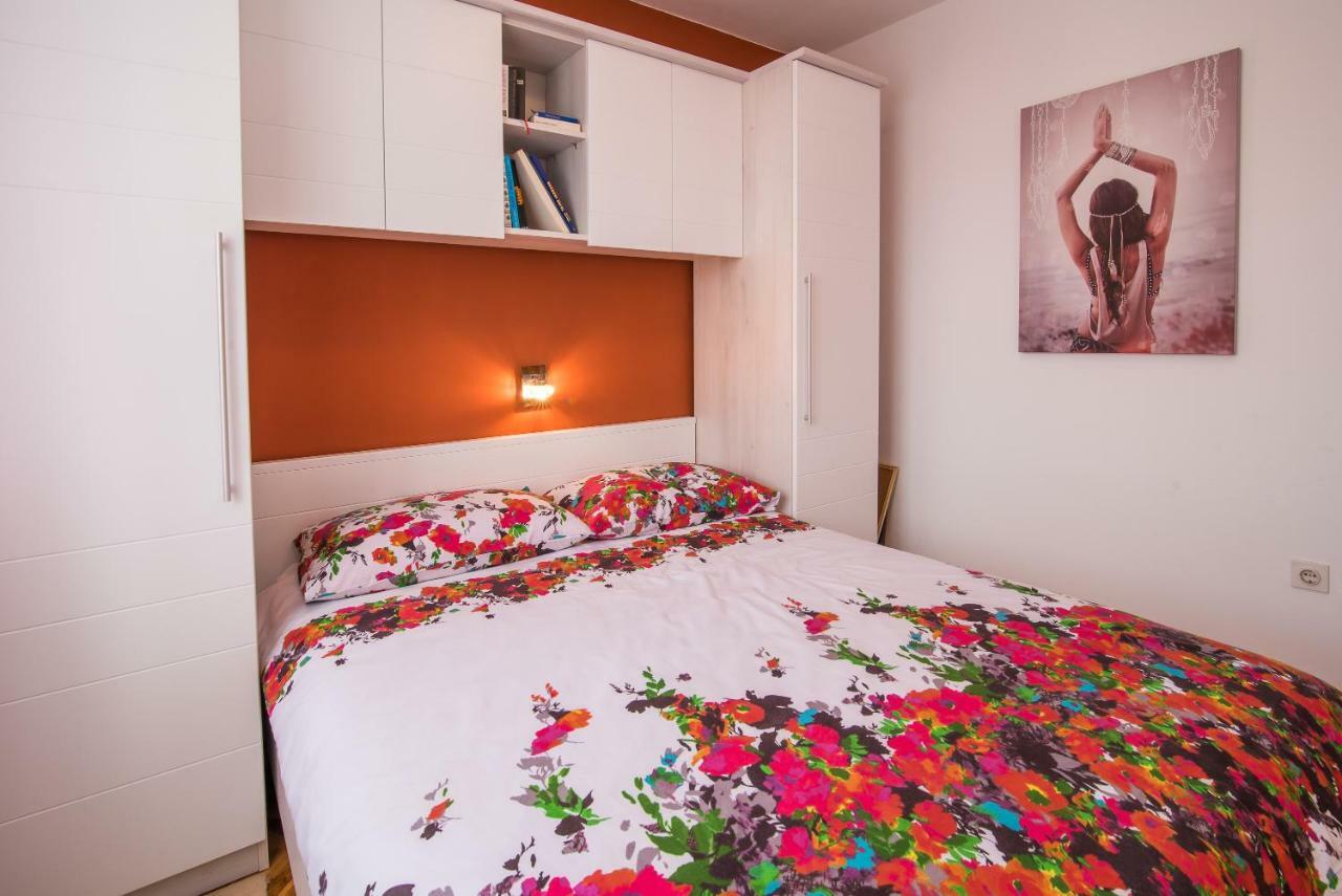 Ksenija Apartamento Kornić Exterior foto